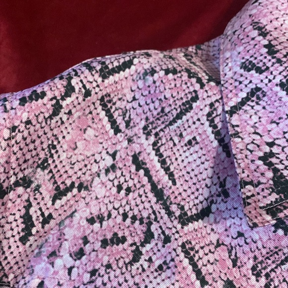 MSGM NWT Purple/Pink Snakeskin Pattern Boxy Bomber Style Jacket Size 42IT / 6US - Picture 5 of 9